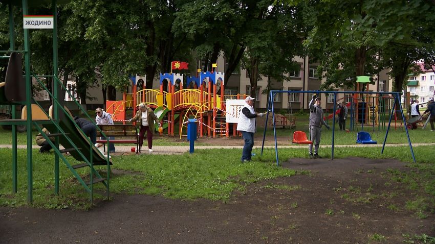 В Жодино благоустроили дворы в рамках проекта «На родной земле – Живи Как Хозяин»