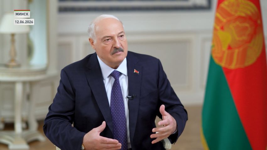 Лукашенко: конфликт в Украине можно решить только за столом переговоров