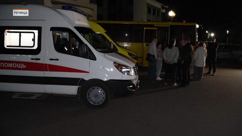 Пассажиры попавшего под удар БПЛА ВСУ автобуса вернулись в Речицу
