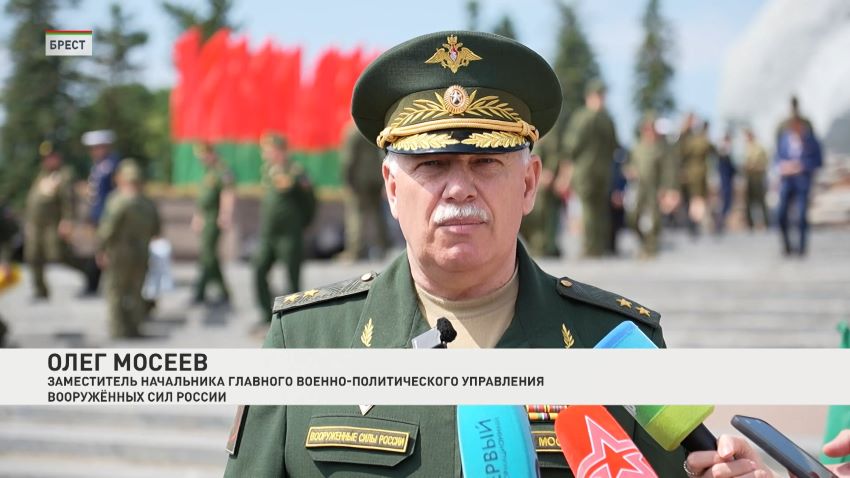 Беларусь и Россия обменялись капсулами с посланиями ветеранов к 100-летию Великой Победы