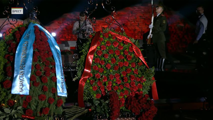 «85 лет подвигу»! В Брестской крепости встретили 85-ю годовщину начала ВОВ