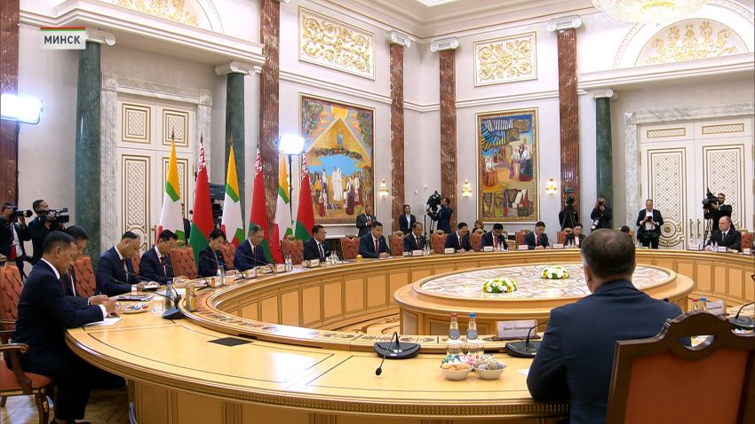 Президенты Беларуси и Мьянмы подписали ряд важных документов по итогам переговоров в Минске