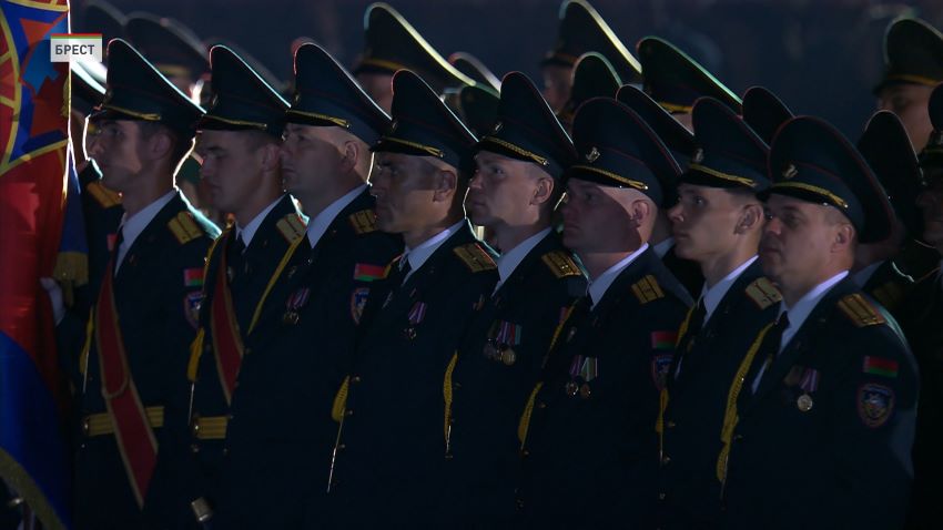 «85 лет подвигу»! В Брестской крепости встретили 85-ю годовщину начала ВОВ