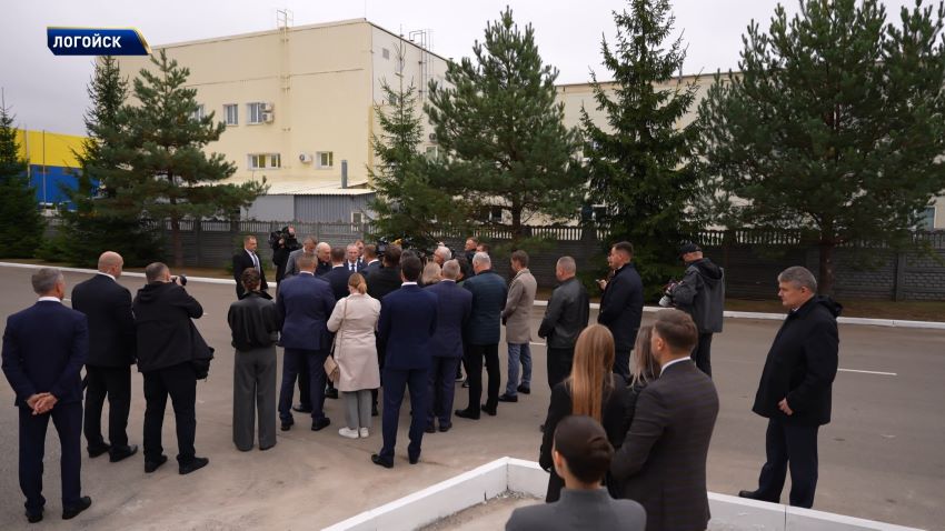 Александр Лукашенко совершил рабочую поездку в Логойский район