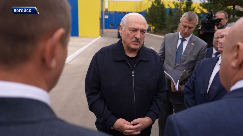 Александр Лукашенко совершил рабочую поездку в Логойский район