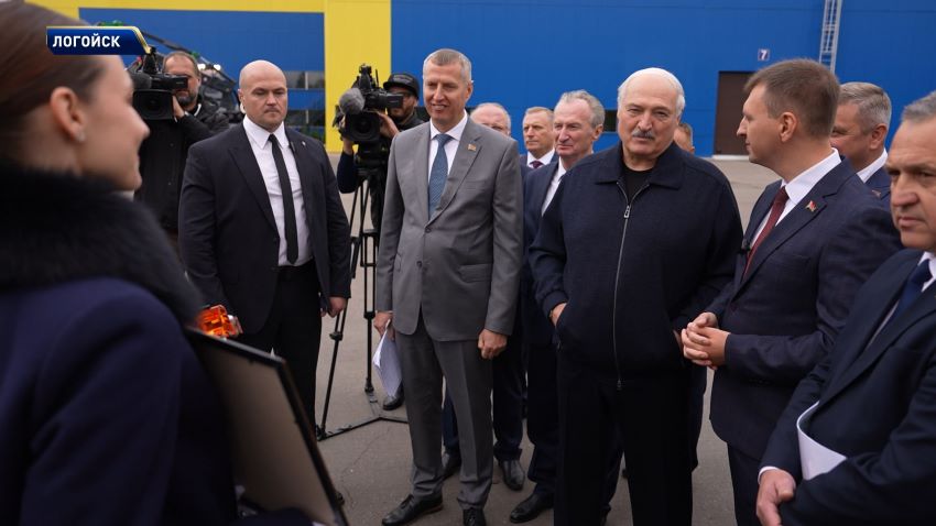 Александр Лукашенко совершил рабочую поездку в Логойский район