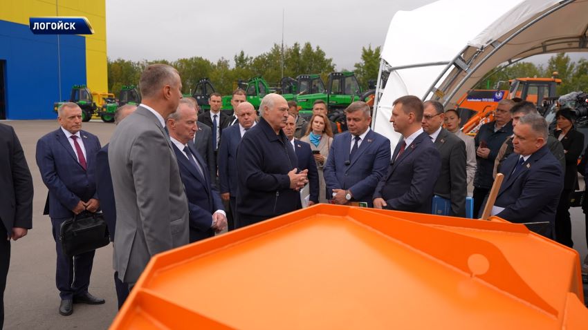 Лукашенко обозначил проблемы управления в укрупненных сельхозпредприятиях