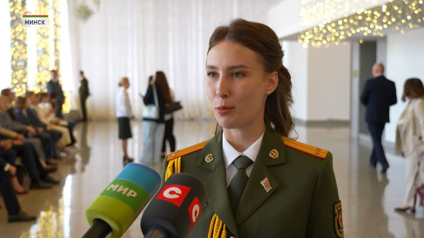 Турчин вручил благодарности Президента Беларуси лучшим преподавателям и выпускникам вузов