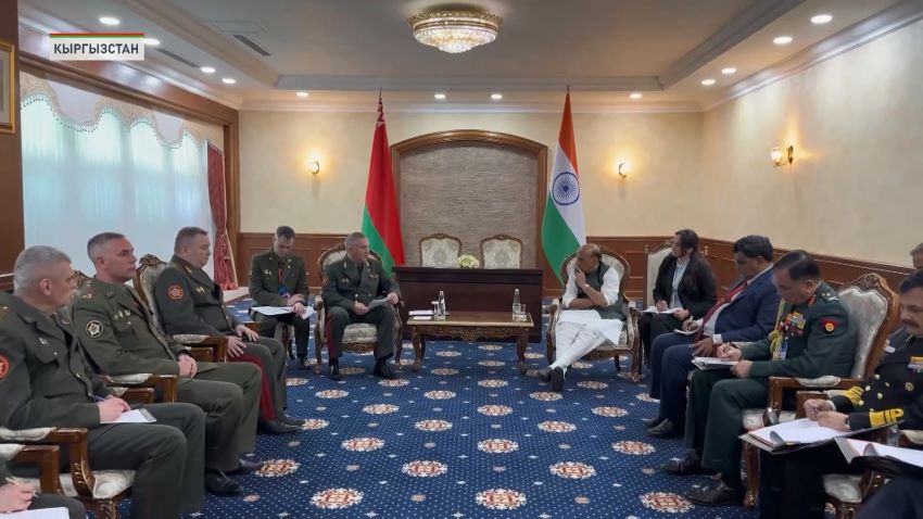 Хренин с министром Индии