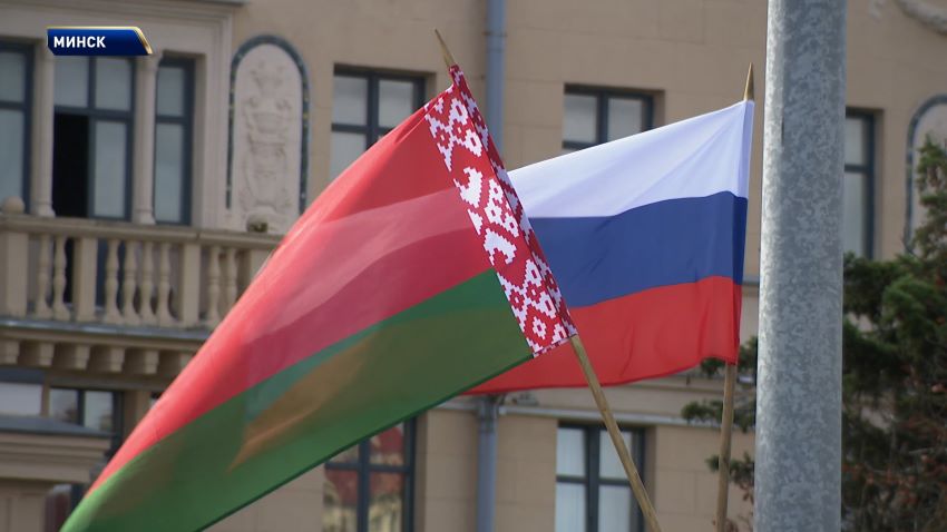Экономика, многовекторность и не только. Что обсуждали Лукашенко и губернатор Ульяновской области