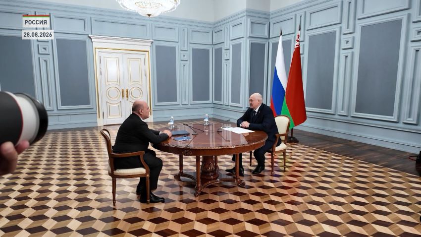 Лукашенко на встрече с Путиным позитивно оценил совместную работу правительств Беларуси и России