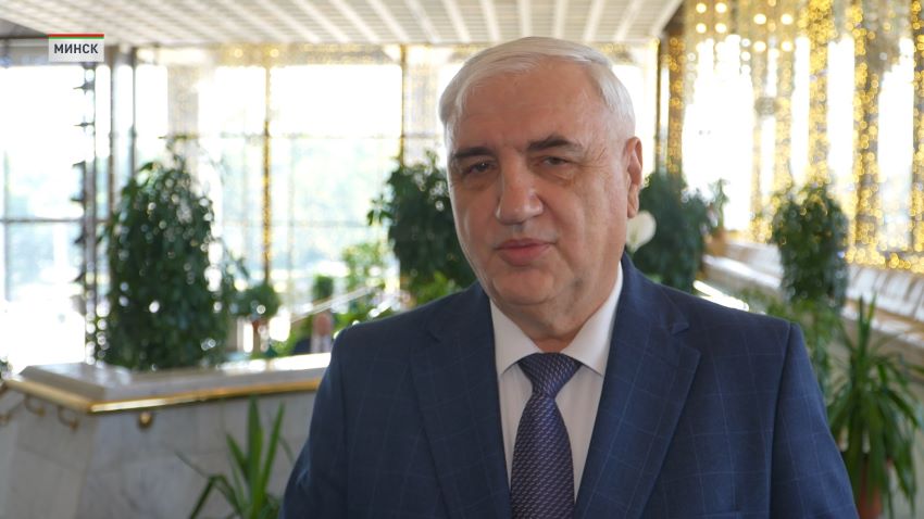 Турчин вручил государственные награды представителям различных сфер