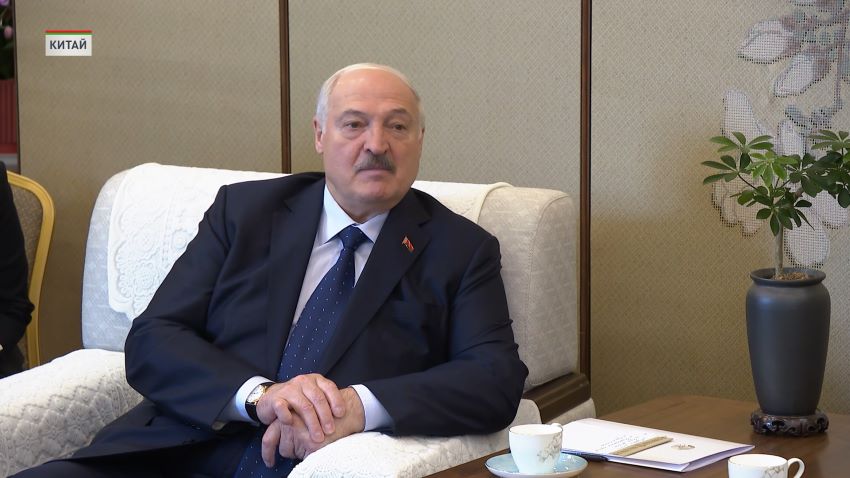 Лукашенко предложил углубить сотрудничество Беларуси и Китая в образовательной сфере