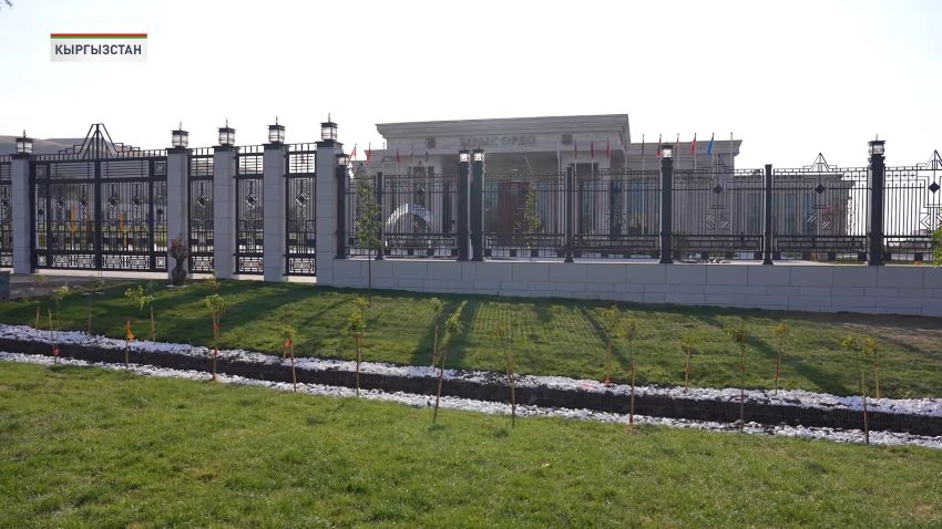 Александр Лукашенко направился с рабочим визитом в Кыргызстан