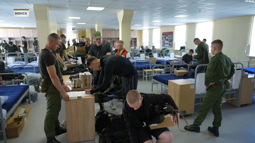 Более 800 новобранцев прибыли в Военную академию Беларуси