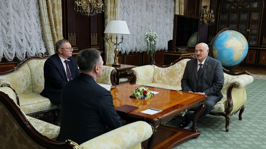 Лукашенко обсудил интеграцию судебных систем с председателем Верховного Суда России
