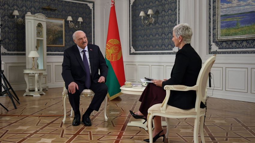Лукашенко выразил уверенность, что конфликты в Украине и на Ближнем Востоке прекратятся в 2026 году