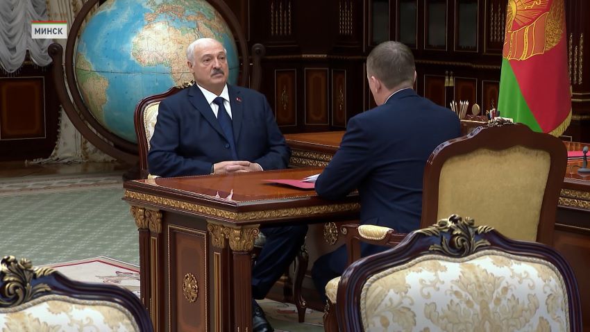 Промышленность, сельское хозяйство, внешний контур – Лукашенко заслушал доклад Турчина