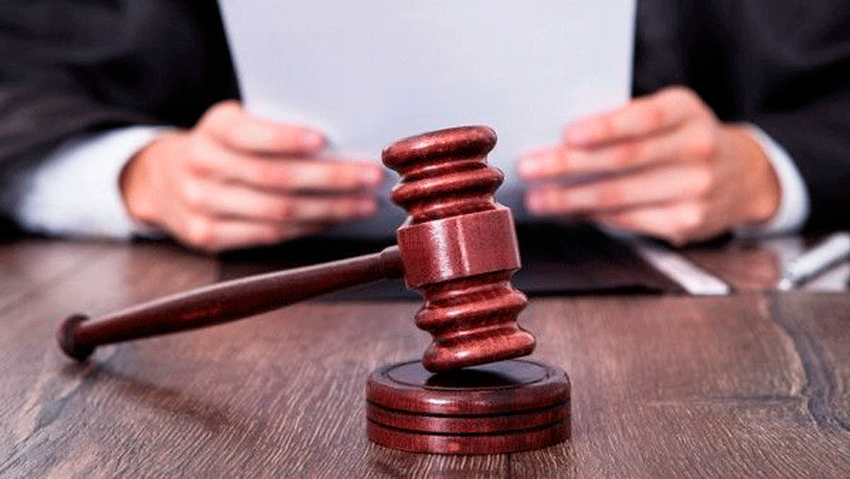 Долина находится в квартире Лурье незаконно – Верховный суд России