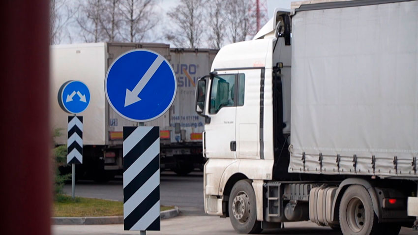 Александр Турчин: Беларусь не будет конфисковывать фуры с литовской регистрацией