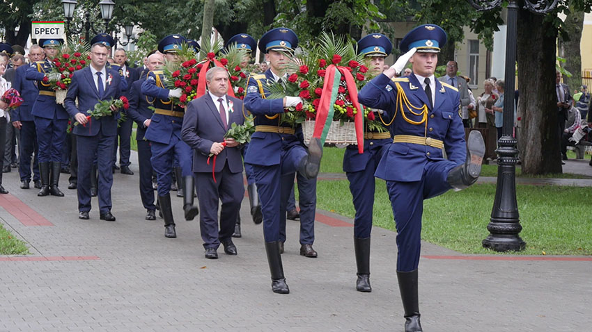Брест