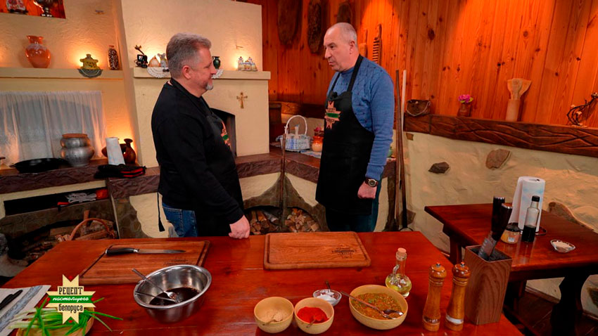 Юрий Караев