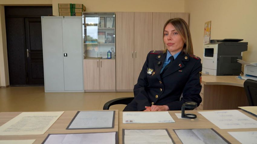 «ДНК на бумаге»: как эксперты-криминалисты раскрывают преступления по почерку?