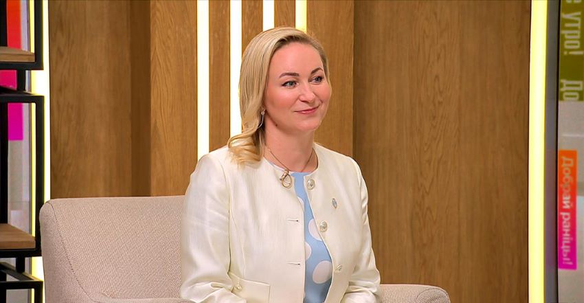 Как отличить аллергию от простуды и какие растения в стадии активного цветения в июне? Ответила врач