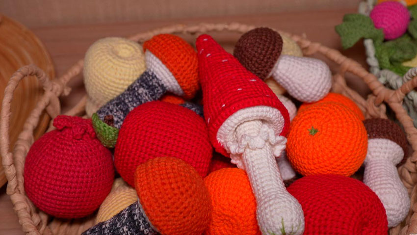 Эти вязаные игрушки легко спутать с настоящей едой – посмотрите, что создает белоруска