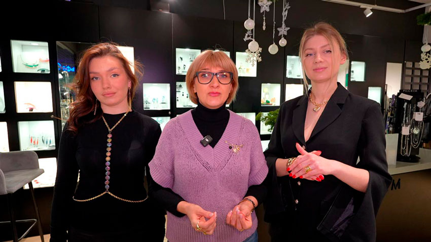 Как подобрать украшения к образу? Гид по аксессуарам от имиджмейкера