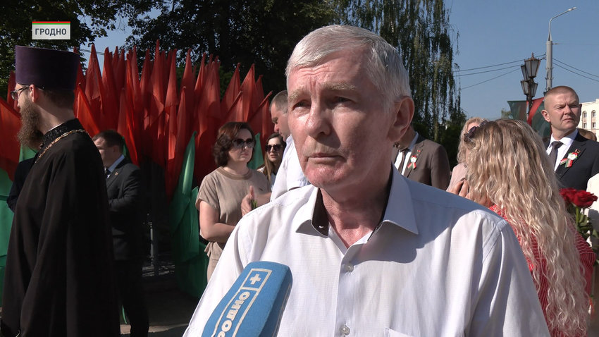 ​​​​​​​Этот праздник очень важен для нас. Потому что память – самое главное. Ключевое слово – память. Пока помним, будет мирное небо. 