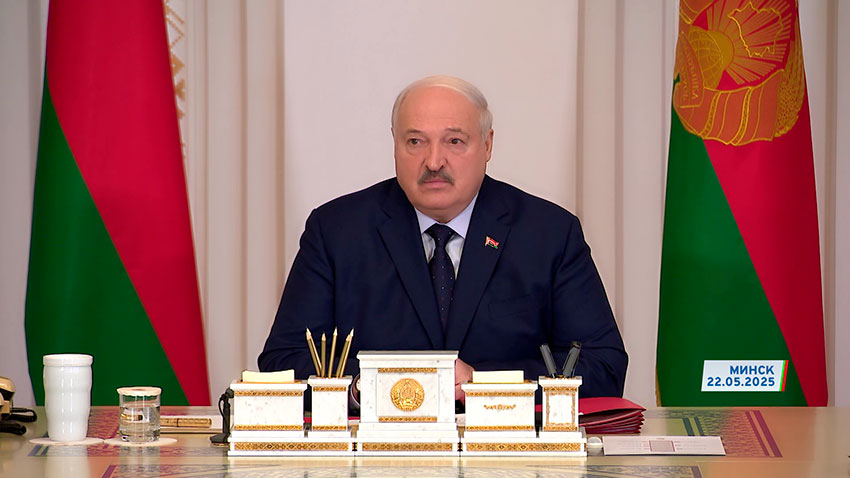 Кадры