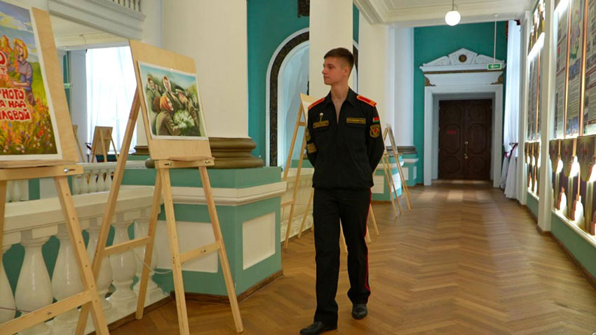 Как готовят будущих белорусских офицеров? Пообщались с воспитанниками суворовского училища