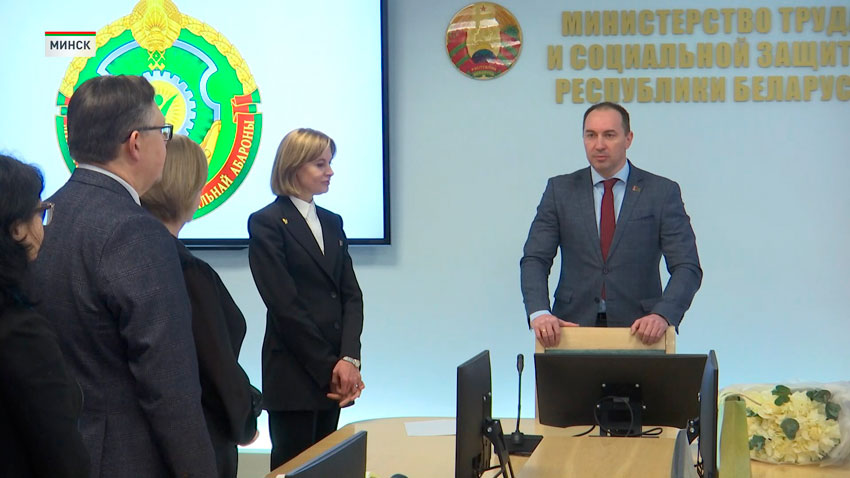 Коллективу Минтруда и соцзащиты представлен новый руководитель ведомства