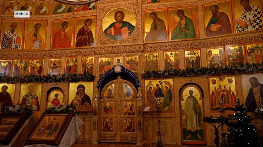 Великий праздник! Православные верующие празднуют Крещение Господне