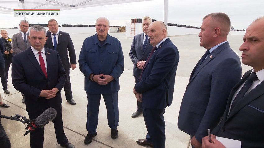 Лукашенко совершает рабочую поездку в Житковичский район Гомельской области