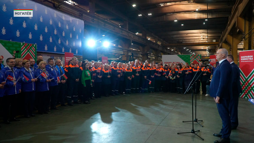 В рамках проекта «Одно дело делаем» руководство «Могилевлифтмаша» встретилось с коллегами из компании «Могилевхимволокно». 