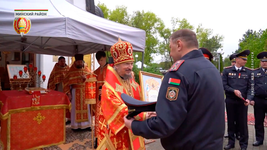 Глава Белорусской православной церкви выразил благодарность руководству МВД за плодотворную совместную деятельность, особенно в сфере воспитания молодого поколения. 