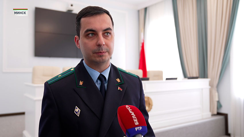 Максим Сенив