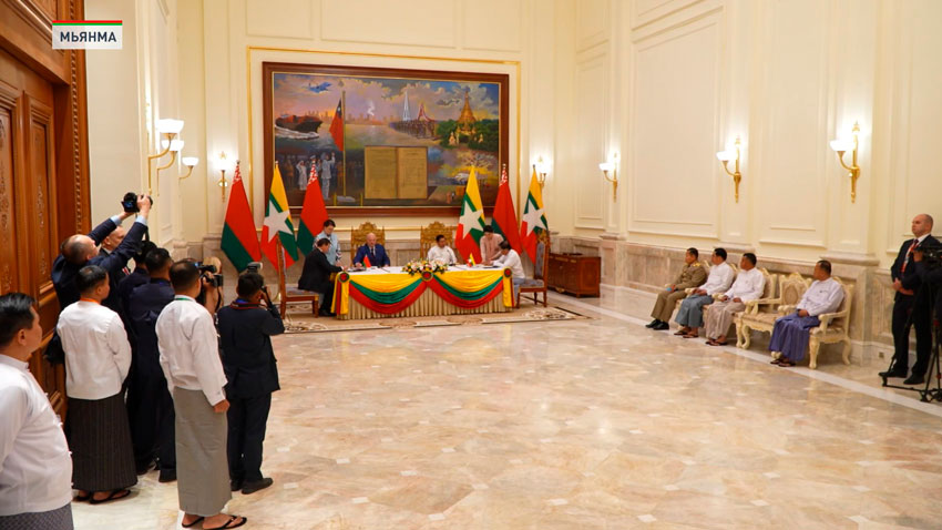 Лукашенко: у Мьянмы великое будущее, поверьте моему опыту
