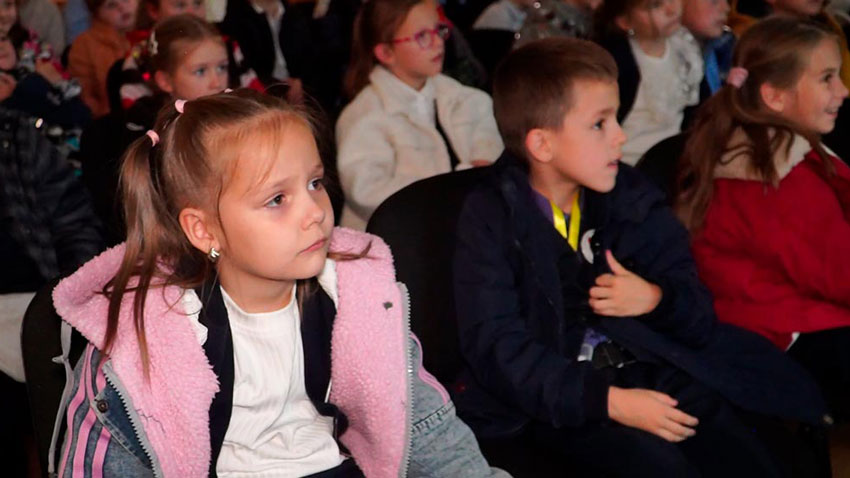 На что стоит обращать внимание в мультфильмах, прежде чем показывать ребёнку? Психолог объяснила