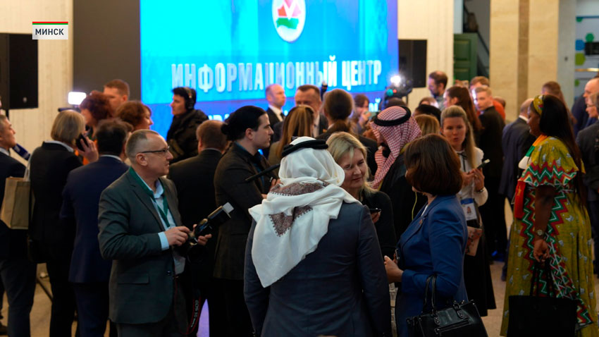 Международные наблюдатели