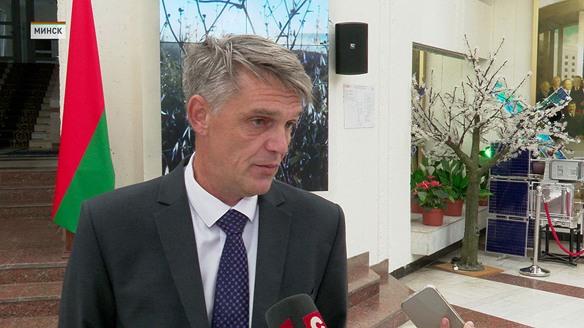 Сергей Макаренко