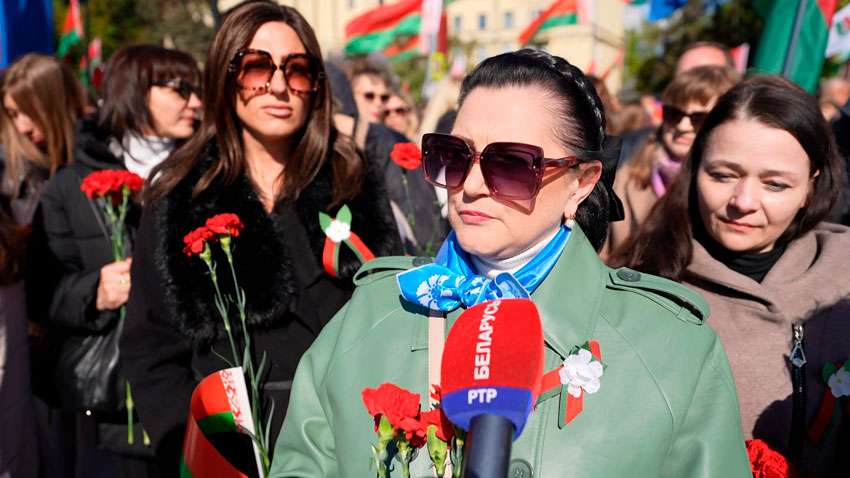 Мы не придадим память тех, кто пал за будущее своей страны. Они верили, и мы должны верить. Если вера уйдет у нас, ничего хорошего не будет. Поэтому мы с верой. 