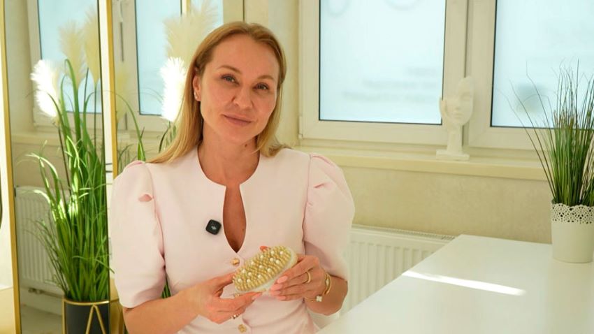 Dry brushing: что такое массаж сухой кожи и чем он полезен