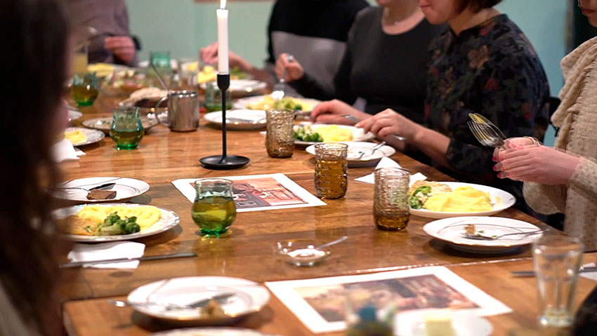 Не знаете, как культурно съесть блюдо в ресторане? Несколько базовых правил этикета, которые вам помогут