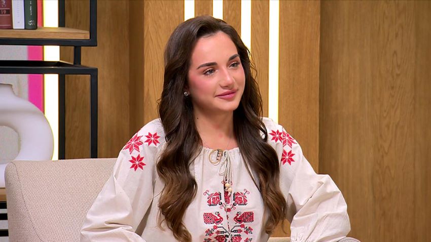 Новый белорусский хит! Певица Катя Лобковская исполнила трек «Сапраўдны вайб»