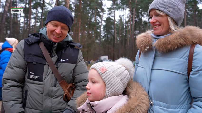 Мне нравится очень! А еще мне нравится, что тут есть разные интересные занятия, что можно сфоткаться с разными героями.