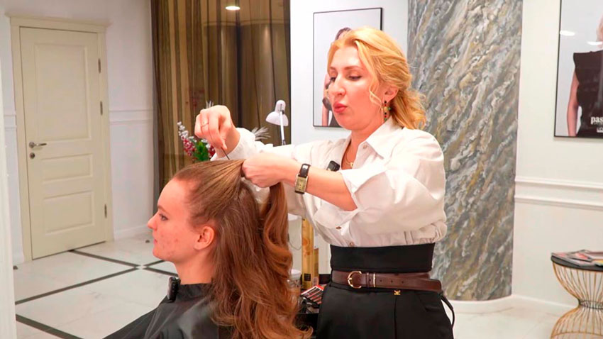 Сохранить блеск и силу – о средствах по уходу за волосами зимой рассказала стилист-парикмахер