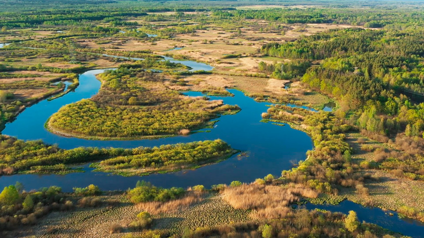 Оцифровка экономики отрасли и создание туркластеров – в Нацагентстве назвали приоритеты развития